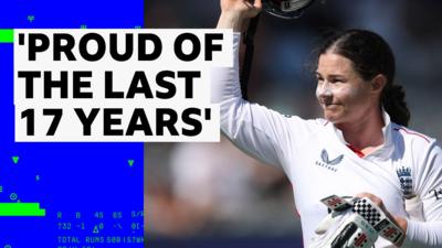 Tammy Beaumont walking of the pitch 