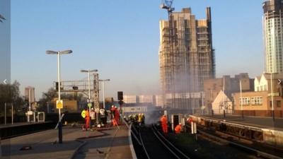 David Holman filmed Vauxhall fire