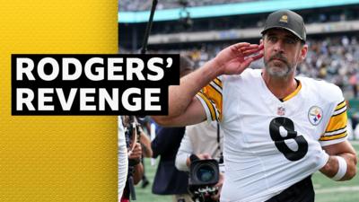 Aaron Rodgers reacts to Jets fans after winning in New York with the Pittsburgh Steelers.