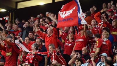 Scarlets supporters