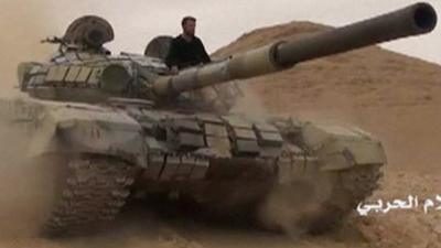 Tank enters Palmyra
