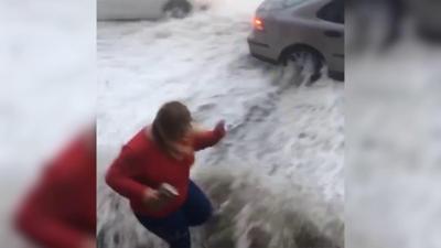 Storm Aberystwyth ynghanol y storm Ophelia