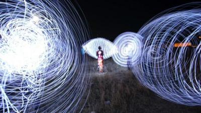 Marcus Neustetter tells stories through images of light