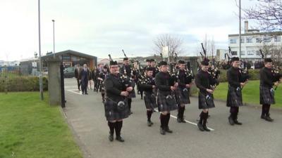 Sgoil MhicNeacail aig 150
