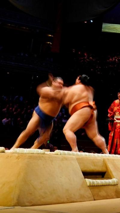 Takayasu battles with Mitakeumi in sumo wrestle
