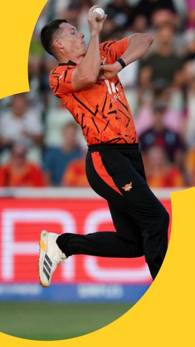 Matthew Potts mid-bowl against Birmingham Phoenix