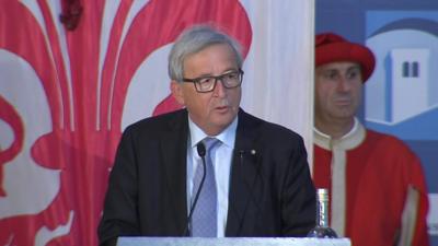 Juncker delivering his speech in Florence