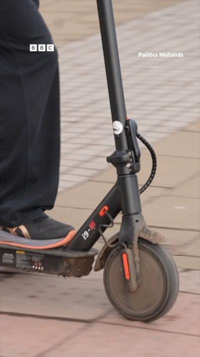 The front wheel of an e-scooter