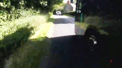 Team Sky bus