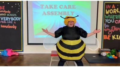 Teacher dresses up in costumes to entertain pupils!