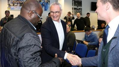 Claudio Ranieri greets journalists