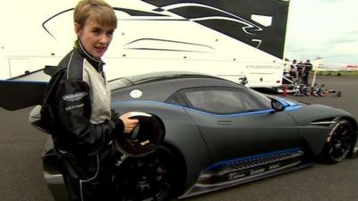 Emma Simpson and the new Vulcan car