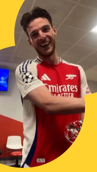 Arsenal player Declan Rice in the changing room. 