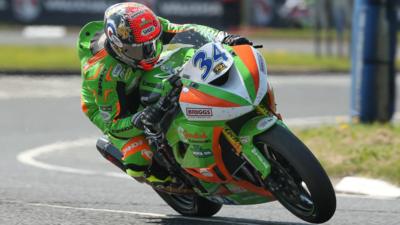 Alastair Seeley took Supersport pole ahead of Martin Jessopp and Lee Johnston