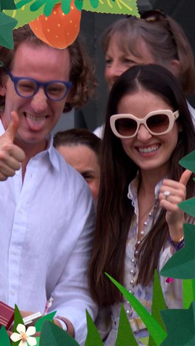 fans on centre court