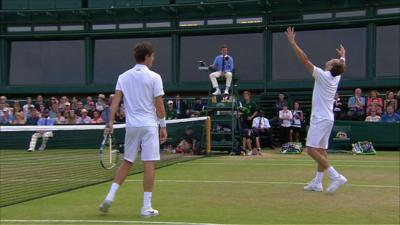 Julien Benneteau (right) & Edouard Roger-Vasselin celebrate