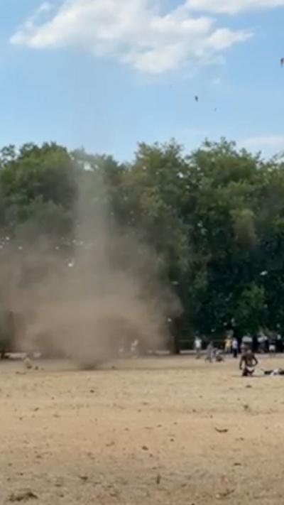 Dust devil