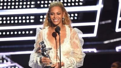 Beyonce at MTV VMAs 2016