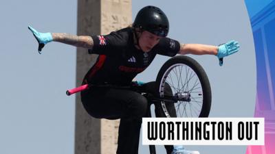 Watch as GB's Worthington fails to qualify for the women's BMX freestyle final.