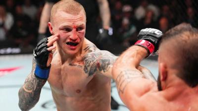 Mason Jones fighting
