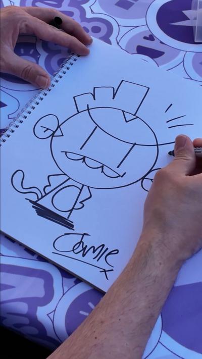 How to draw Bunny vs Monkey with Jamie Smart