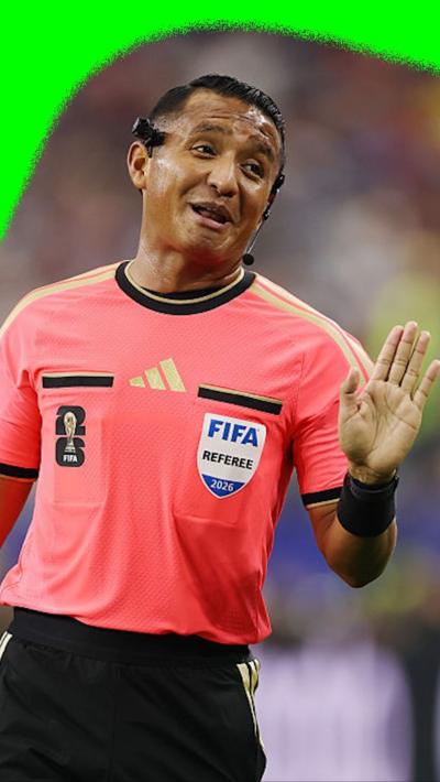 Referee Iván Barton smiles while collecting his replacement vanishing foam after running out mid-match at the 2026 World Cup.