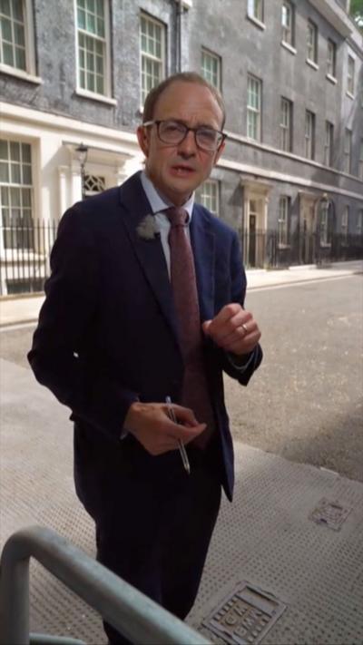 The BBC's Chris Mason outside No 10