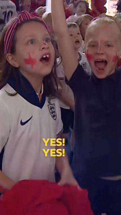 Young England fans
