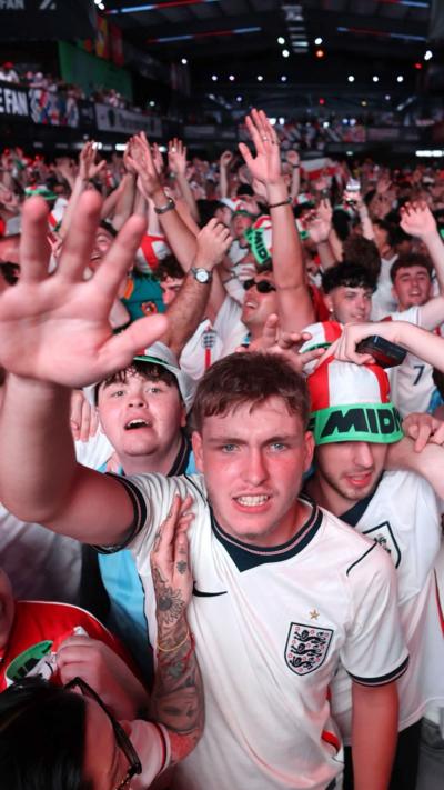 Crowd of England fans