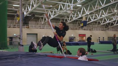 nina doing pole vault