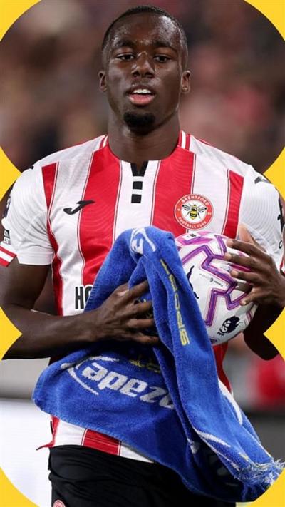 Should towels be banned in the Premier League?