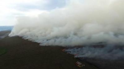 Drone footage before and after the fire on Mynydd Llantysilio