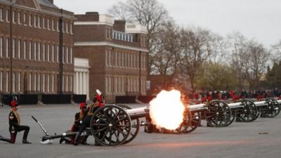 Gun salute, Woolwich Barracks