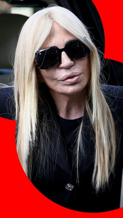Donatella Versace arrives to pay tribute to the late Giorgio Armani ahead of a private funeral ceremony