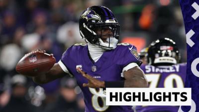 Lamar Jackson throws a touchdown