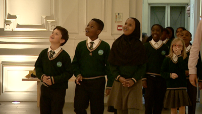 Youngsters are introduced to Dippy