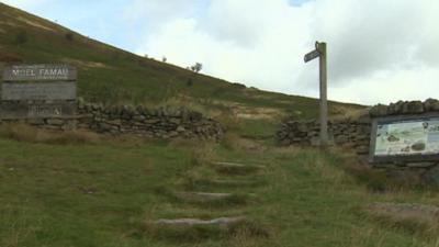 Moel Arthur and Penycloddiau