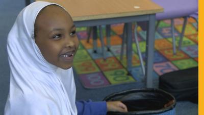 Ruweyda in her music therapy class