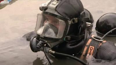 Diver searches for Nicola Payne.