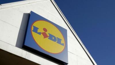 Lidl sign