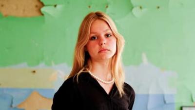 Iryna, a 15-year-old photographer whose photos show the war in Ukraine from a child's perspective