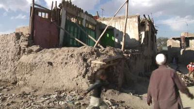 Earthquake damaged building