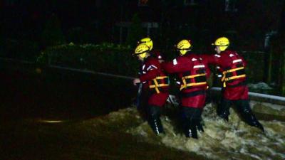 Flood rescuers in Scottish town of Inverurie