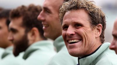 James Cracknell lines up alongside his Cambridge team-mates