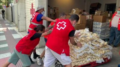 Food bank volunteers