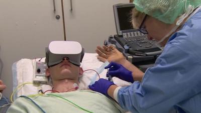 VR headset in surgery