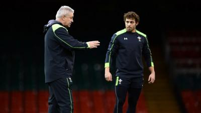 Warren Gatland and Leigh Halfpenny