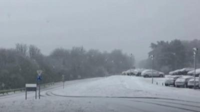 Cars stranded on the A4212 between Bala and Trawnsfynedd