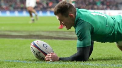 Jacob Stockdale touches down for Ireland in first-half injury-time at Twickenham