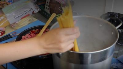 Cooking pasta